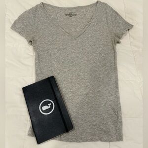 🐳 XXS Vineyard Vines Gray Women’s Short Sleeve Tee with BONUS notebook